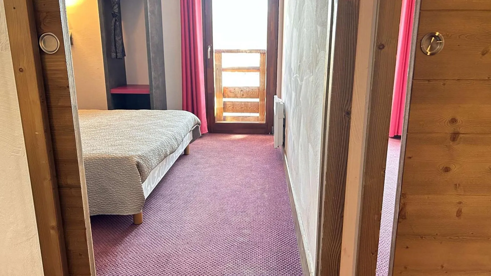Appartement 5 Pieces Cabine, 8 Couchages, Proche Pistes, Piscine, Sauna A Risoul 1850 - Fr-1-330-589 France
