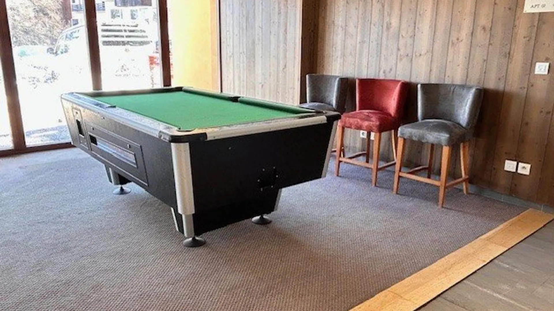 Apartment Appartement 5 Pieces Cabine, 8 Couchages, Proche Pistes, Piscine, Sauna A Risoul 1850 - Fr-1-330-589