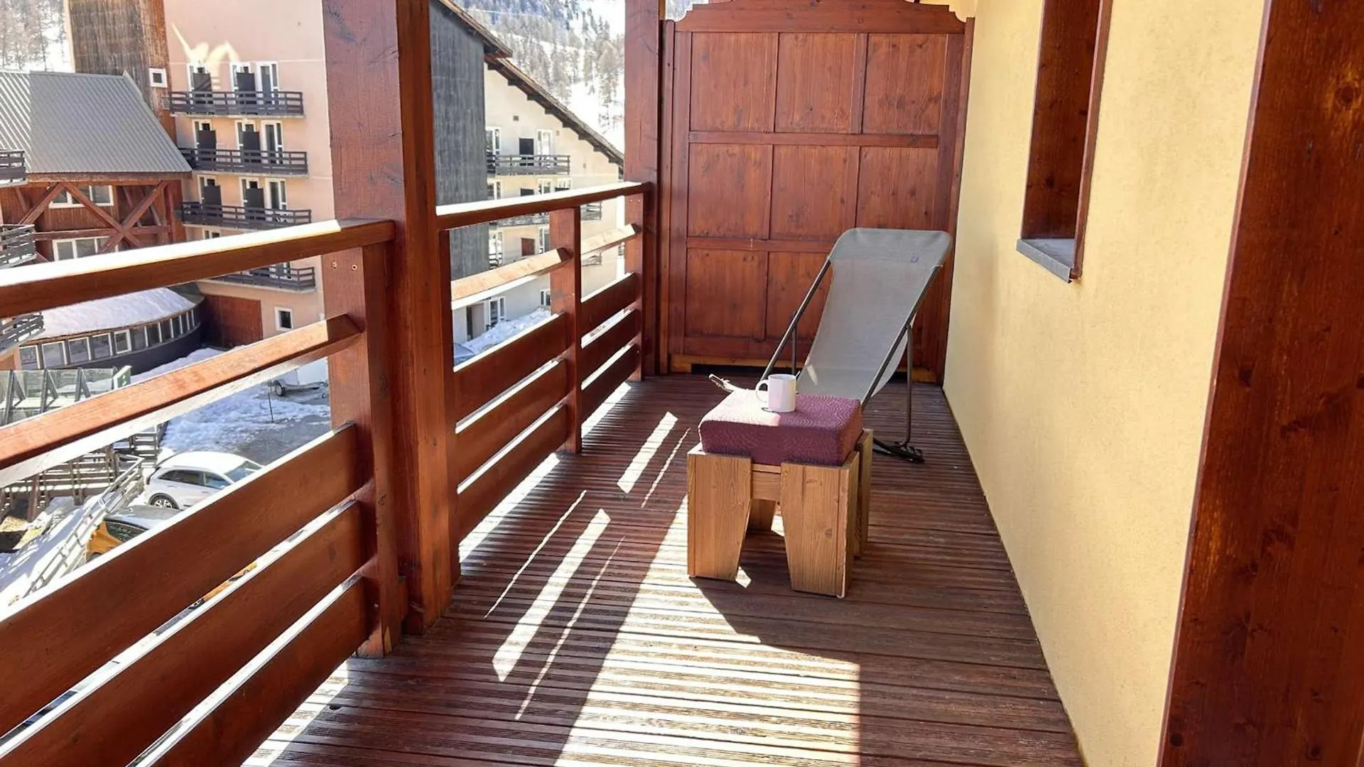 Apartment Appartement 5 Pieces Cabine, 8 Couchages, Proche Pistes, Piscine, Sauna A Risoul 1850 - Fr-1-330-589 France
